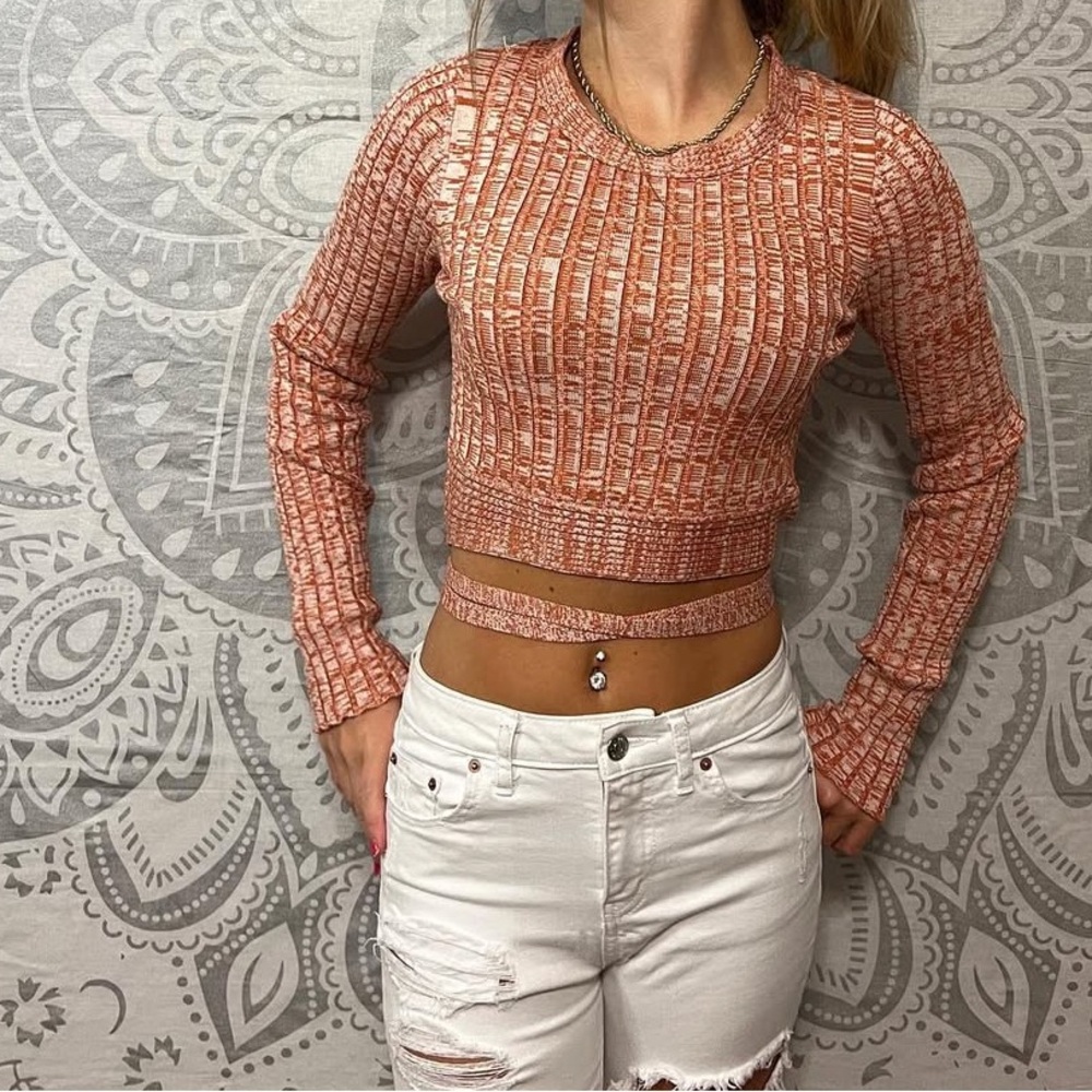 Blue blush pink crop top sweater